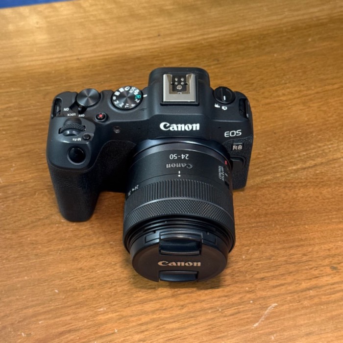 دوربین دست دوم بدون آینه کانن Canon EOS R8 Kit RF 24-50mm f/4.5-6.3 IS STM (2000 شات)