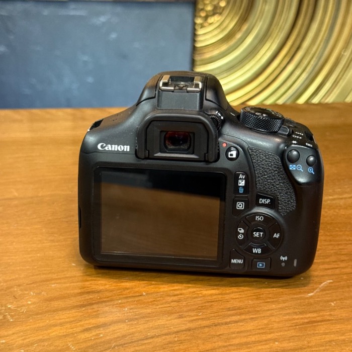 دوربین عکاسی کانن Canon EOS 1300D Kit 18-55mm f/3.5-5.6 III (22000 شات)