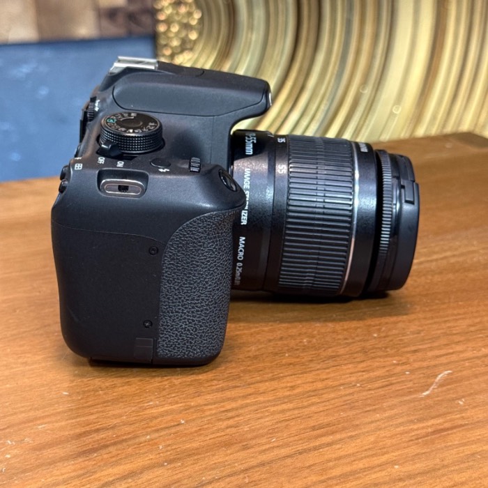 دوربین دست دوم عکاسی کانن Canon EOS 1200D ‌Kit 18-55mm f/3.5-5.6 III (15000 شات)