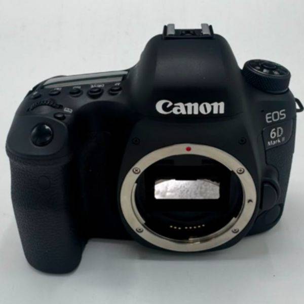 دوربین دست دوم عکاسی کانن Canon EOS 6D Mark II DSLR Camera Body (600 شات)