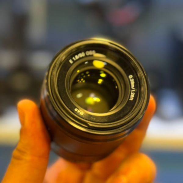 لنز دست دوم سونی Sony E 50mm f/1.8 OSS Lens Black (جعبه دارد)
