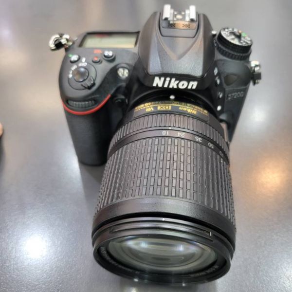 دوربین دست دوم Nikon D7200 Kit 18-140mm f/3.5-5.6 G VR (20000 شات)