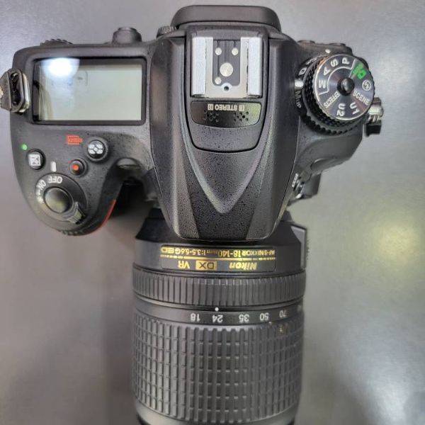 دوربین دست دوم Nikon D7200 Kit 18-140mm f/3.5-5.6 G VR (20000 شات)