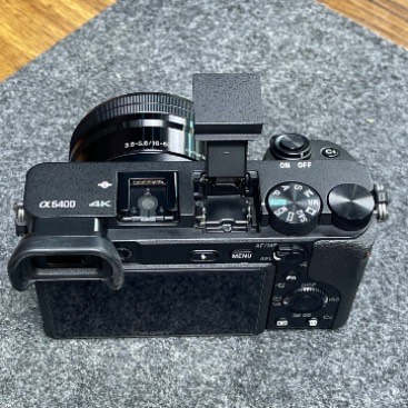 دوربین دست دوم بدون آینه سونی Sony a6400 Mirrorless Camera kit 16-50mm (8500 شات)