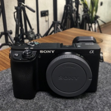 دوربین دست دوم بدون آینه سونی Sony a6400 Mirrorless Camera (1/800 شات)