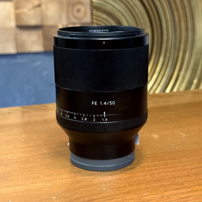 لنز دست دوم سونی Sony Planar T* FE 50mm f/1.4 ZA (جعبه ندارد)