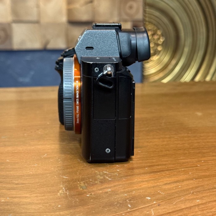 دوربین دست دوم بدون آینه سونی Sony Alpha a7 II body (22000 شات)