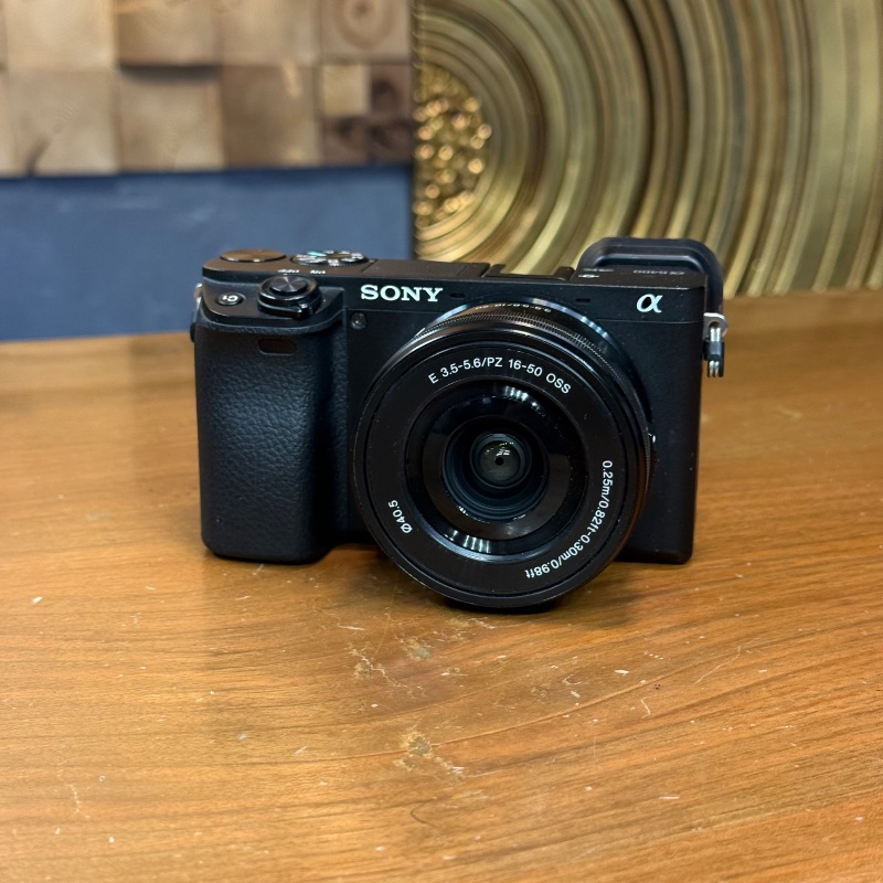 دوربین دست دوم بدون آینه سونی Sony a6400 Mirrorless Camera kit 16-50mm (3000 شات)