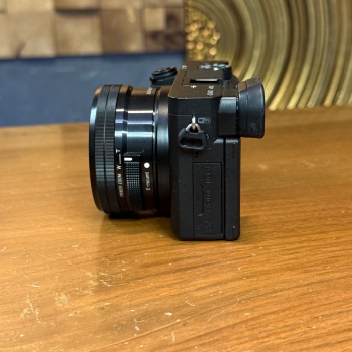 دوربین دست دوم بدون آینه سونی Sony a6400 Mirrorless Camera kit 16-50mm (3000 شات)