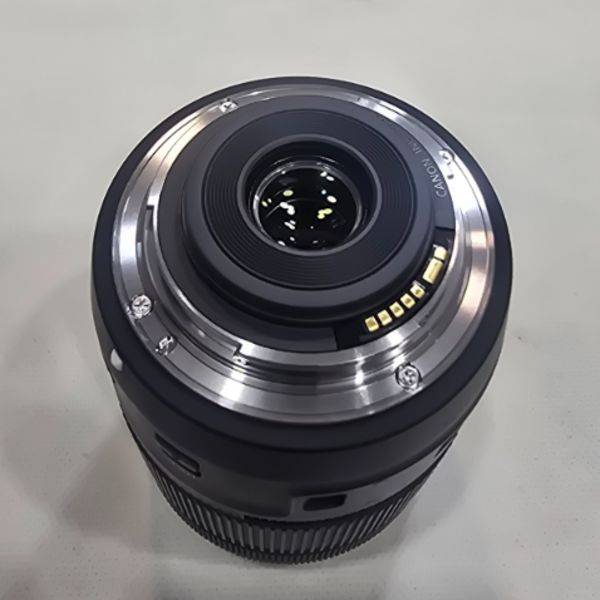 لنز دست دوم Canon EF-S 18-135mm f/3.5-5.6 IS USM Lens (جعبه ندارد)