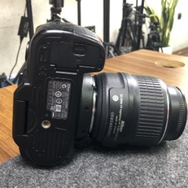 دوربین دست دوم عکاسی نیکون Nikon D5000‌ Kit 18-55mm f/3.5-5.6G VR AF-S DX (18/000 شات)