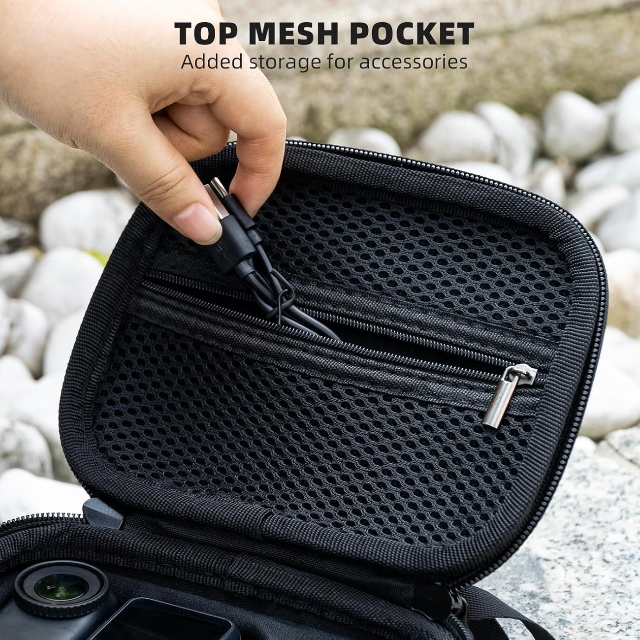عکس از جزئیات کیف حمل Nano Osmo Leather Carrying Bag