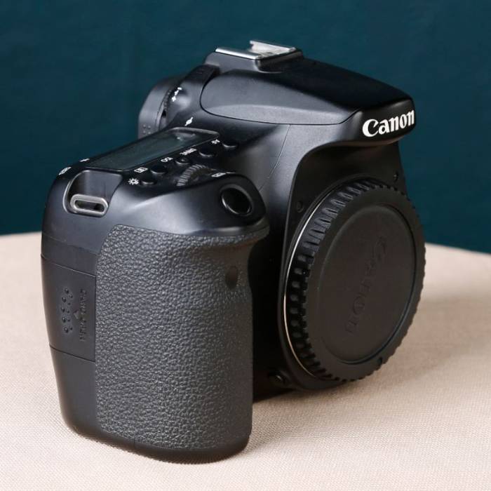 دوربین دست دوم عکاسی کانن Canon EOS 70D Body (12000 شات)