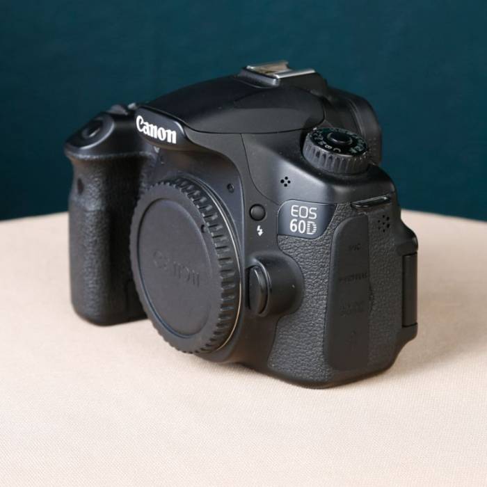 دوربین دست دوم عکاسی کانن Canon EOS 60D Body (12000 شات)