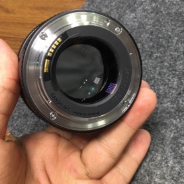 لنز دست دوم Canon EF 85mm f/1.8 USM Lens (جعبه دارد)