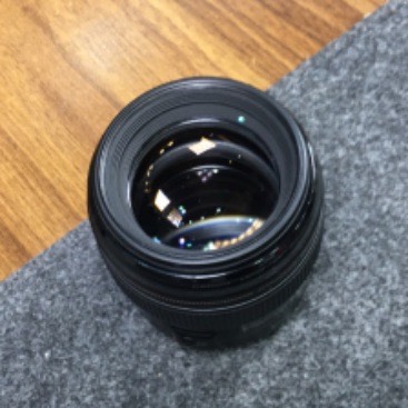 لنز دست دوم Canon EF 85mm f/1.8 USM Lens (جعبه دارد)