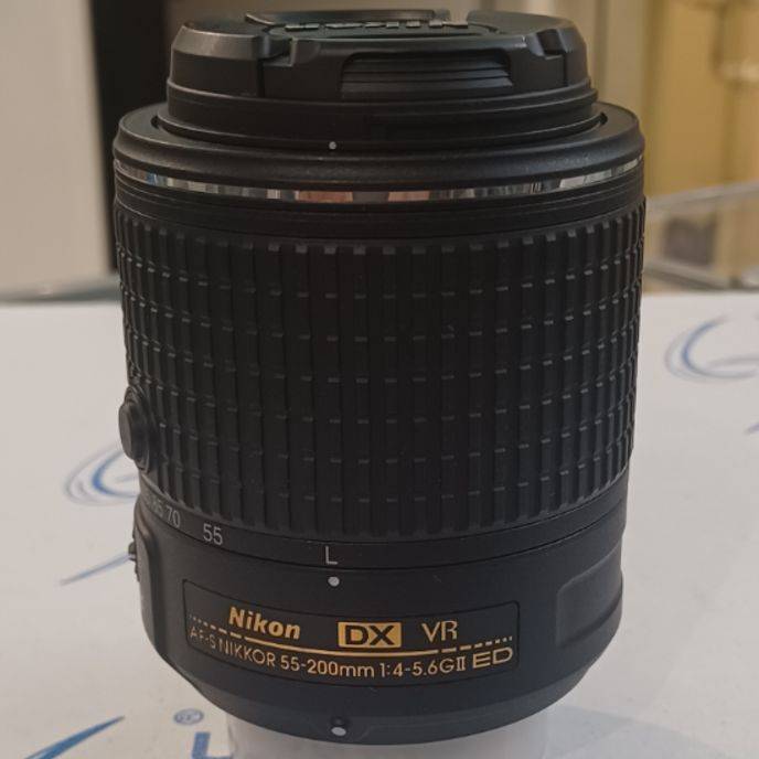 لنز دست دوم نیکون Nikon AF-S DX NIKKOR 55-200mm f/4-5.6G ED VR II (جعبه دارد)