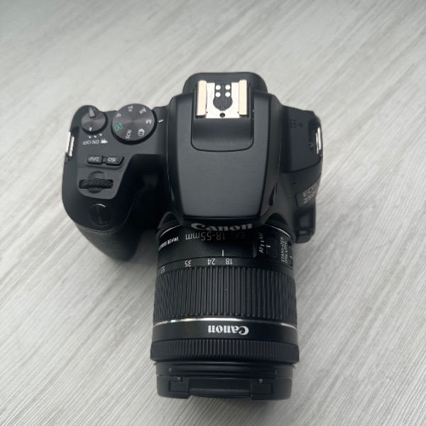 دوربین دست دوم عکاسی کانن Canon EOS 250D Kit EF-S 18-55 mm f/4-5.6 IS STM (3000 شات)