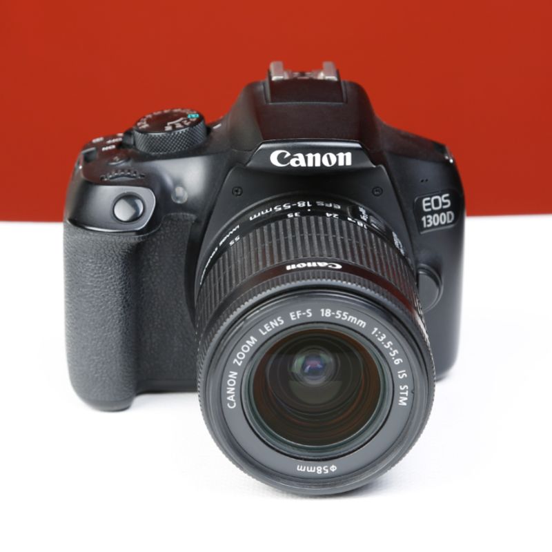 دوربین دست دوم عکاسی کانن Canon EOS 1300D Kit 18-55mm f/3.5-5.6 IS STM  (5000 شات)