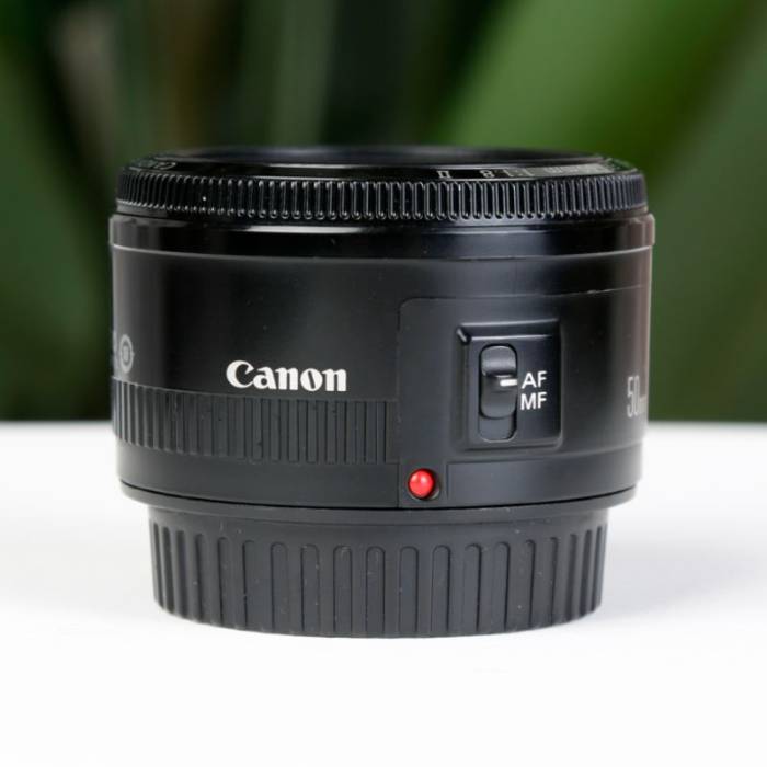 لنز دست دوم کانن Canon EF 50mm f/1.8 II (جعبه دارد)