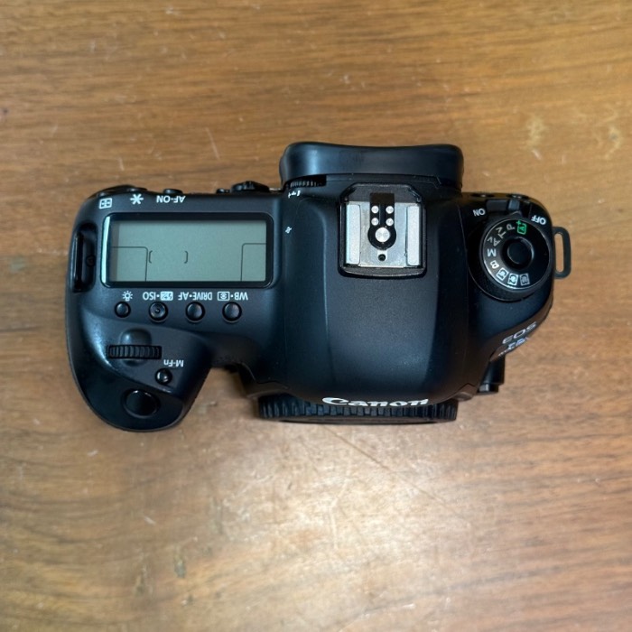 دوربین دست دوم عکاسی کانن Canon EOS 5D Mark IV Body (53000 شات)
