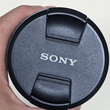 لنز سونی دست دوم  Sony FE 24-70mm f/2.8 GM  (جعبه دارد)