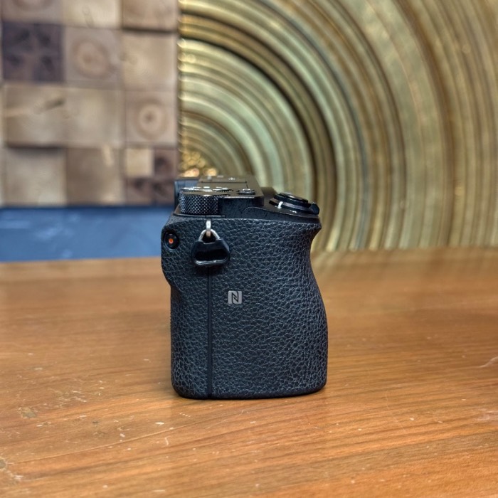 دوربین دست دوم بدون آینه سونی Sony Alpha a6500 body ( 8500 شات)