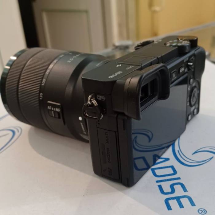 دوربین دست دوم بدون آینه سونی Sony a6400 Mirrorless Camera kit 18-135mm (402 شات)
