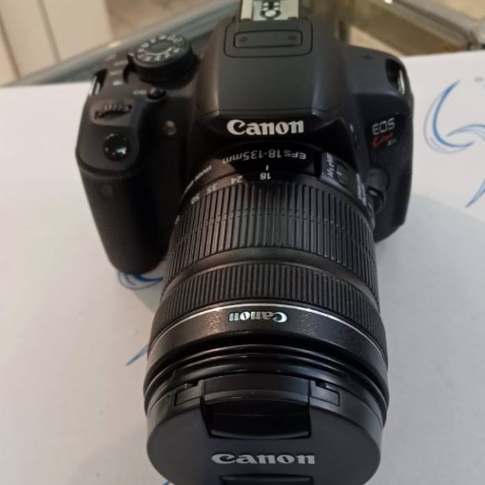 دوربین دست دوم عکاسی کانن Canon EOS 700D Kit 18-135mm f/3.5-5.6 IS STM Used (6684 شات)