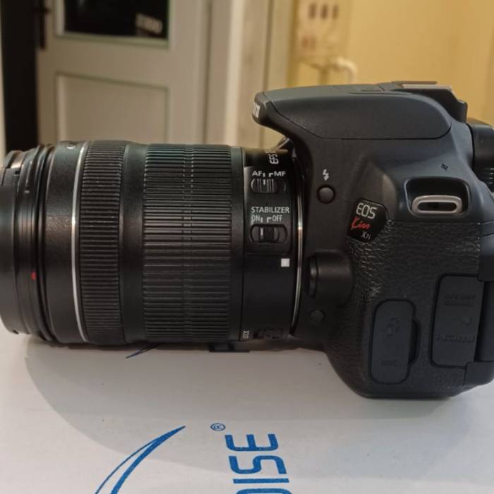دوربین دست دوم عکاسی کانن Canon EOS 700D Kit 18-135mm f/3.5-5.6 IS STM Used (6684 شات)