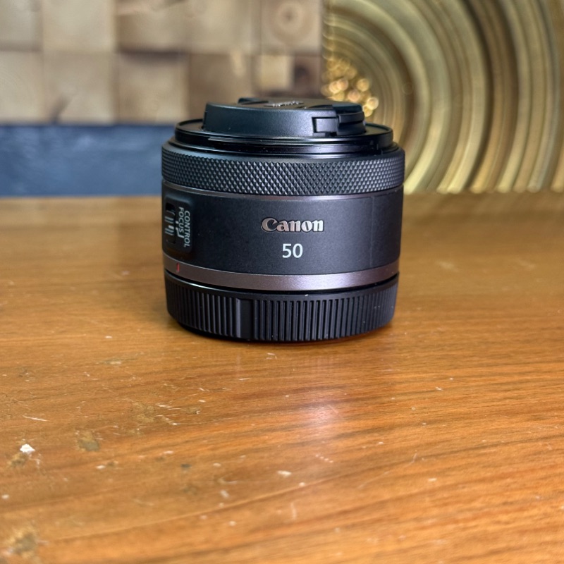 لنز دست دوم Canon RF 50mm f/1.8 STM Lens (جعبه دارد)