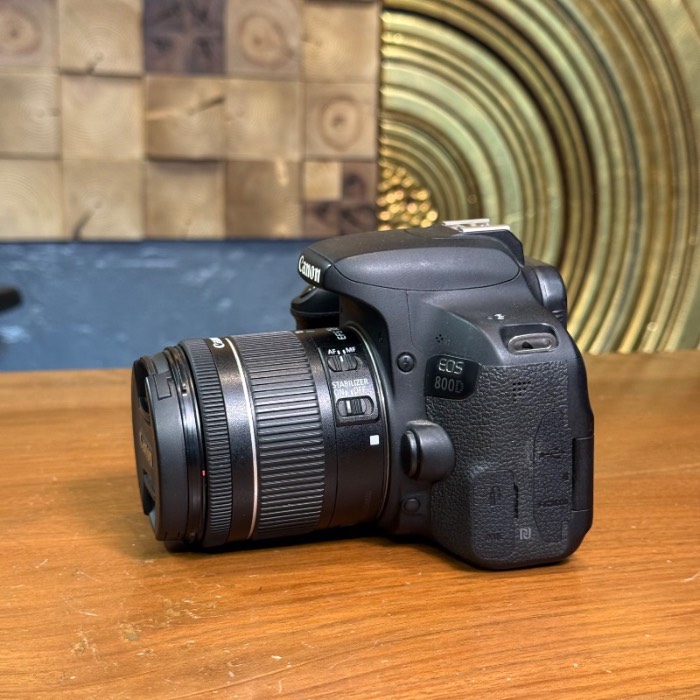 دوربین دست دوم عکاسی کانن Canon EOS 800D Kit 18-55mm f/4-5.6 IS STM (5800 شات)