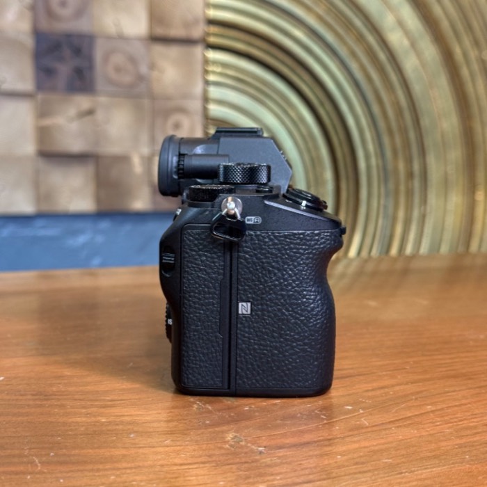 دوربین دست دوم بدون آینه سونی Sony a7R III Mirrorless Camera (57000 شات)