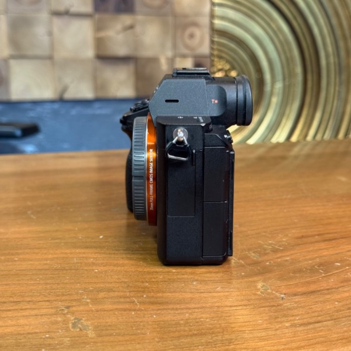 دوربین دست دوم بدون آینه سونی Sony a7R III Mirrorless Camera (57000 شات)