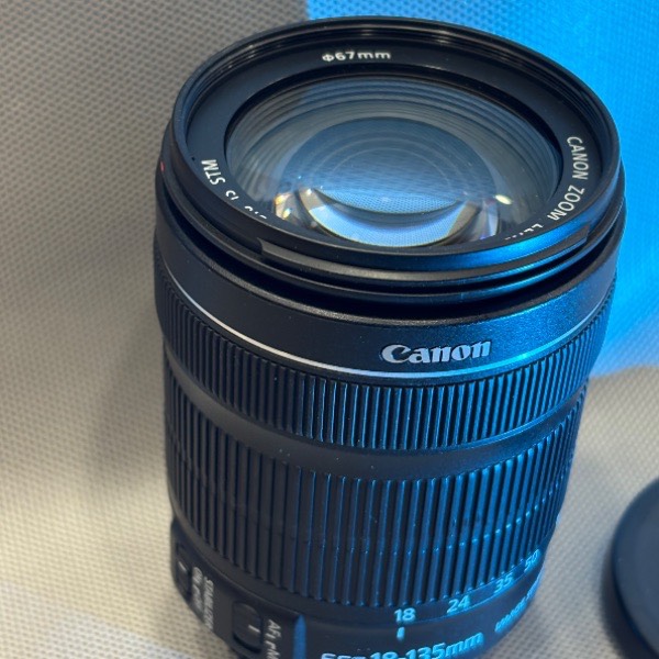لنز دست دوم کانن Canon EF-S 18-135mm f/3.5-5.6 IS STM No Box (جعبه ندارد)