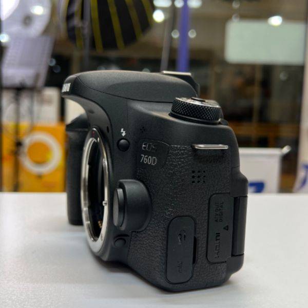 دوربین دست دوم عکاسی کانن Canon EOS 760D Body  (9900 شات)