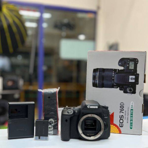 دوربین دست دوم عکاسی کانن Canon EOS 760D Body  (9900 شات)