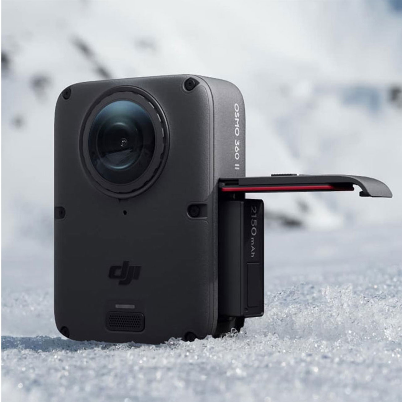 نمای کاربردی دوربین اسمو پاکت DJI Osmo 360 II 8K Panoramic Action Camera