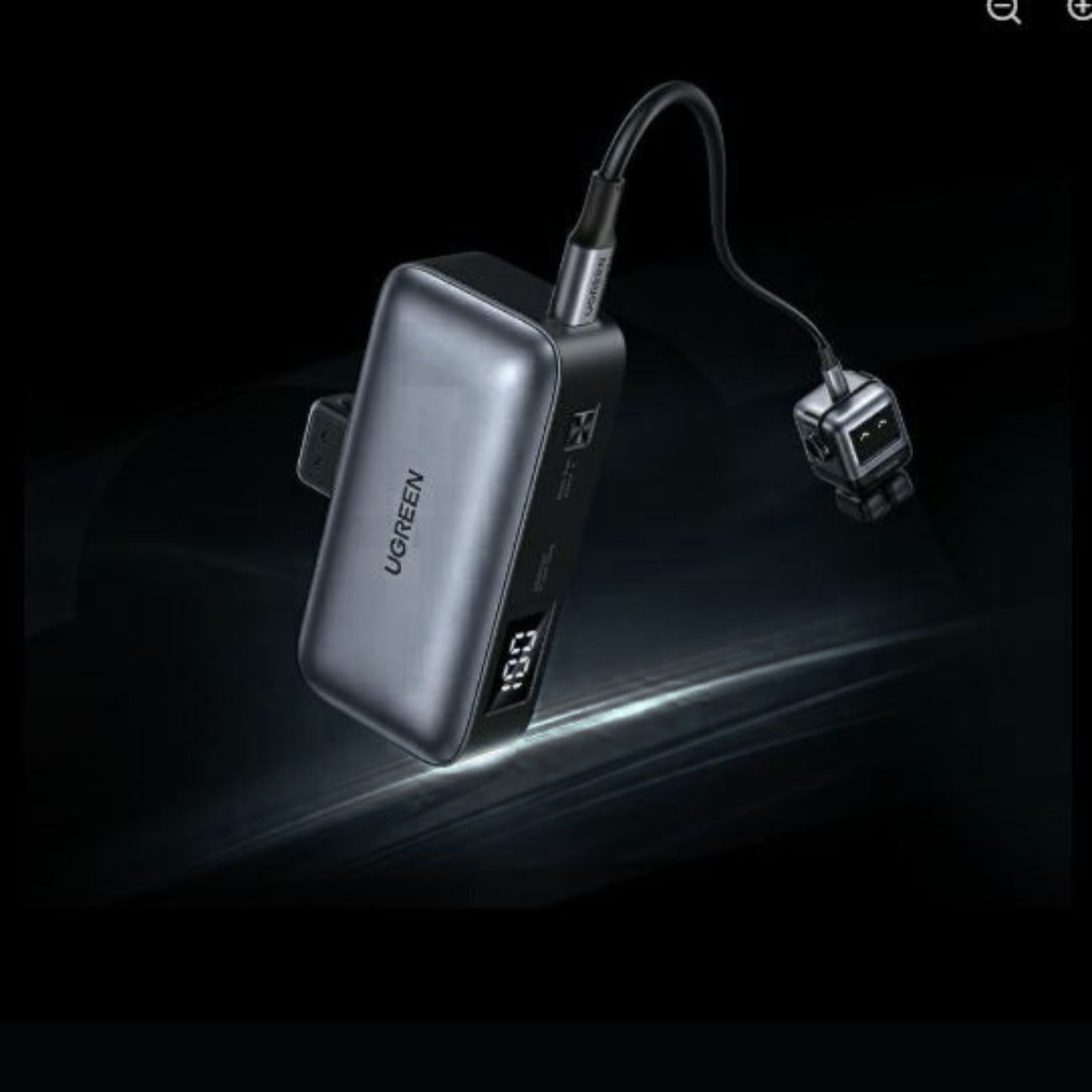 در حال استفاده مینی پاور بانک یوگرین UGREEN 5000mAh 22.5W Mini Power Bank