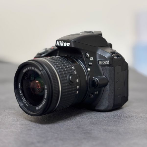 دوربین دست دوم عکاسی نیکون Nikon D5300‌ Kit 18-105/3.5-5.6 VR (6000 شات)