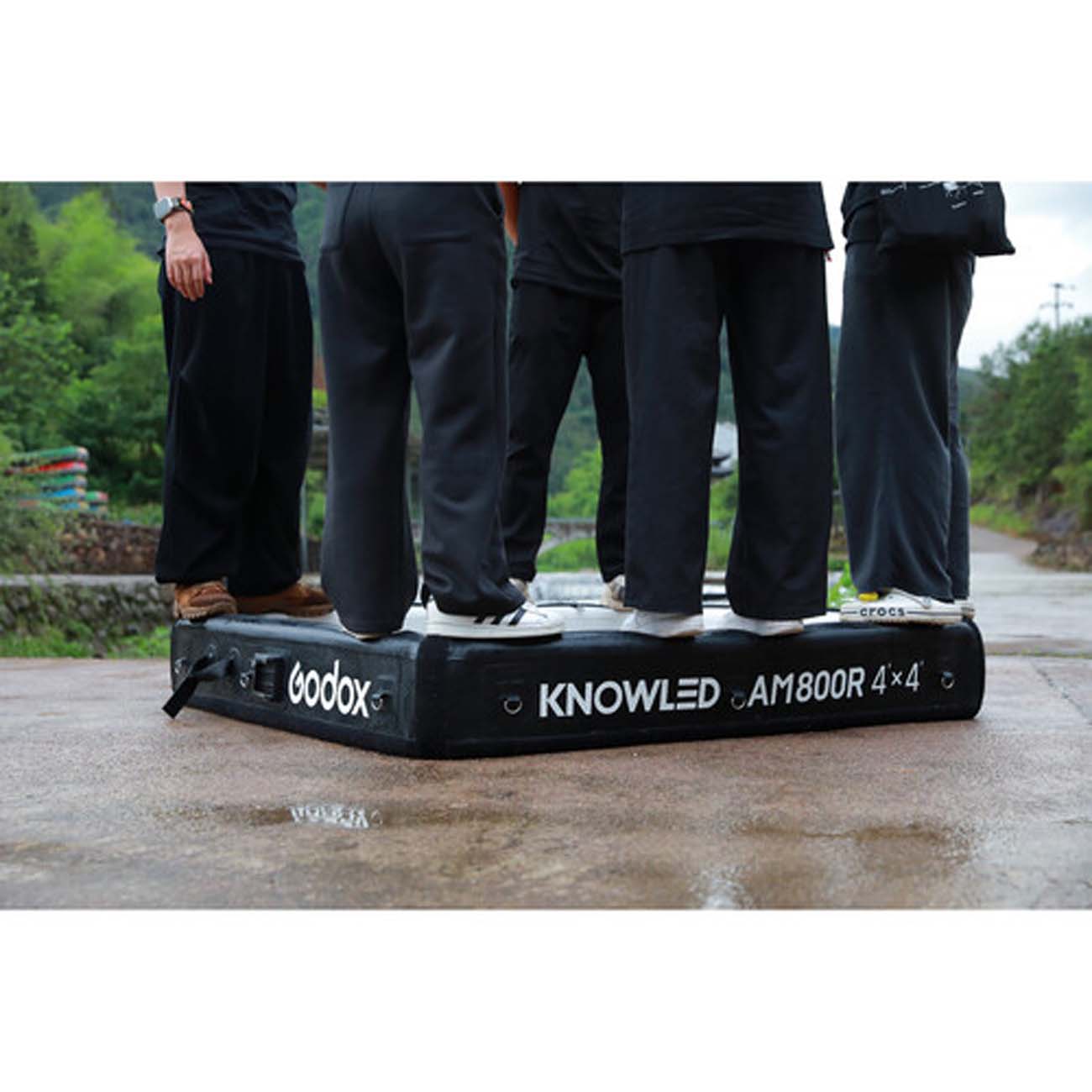 نمای کاربردی پنل گودکس Godox KNOWLED AM800R RGB Inflatable LED Light Mat