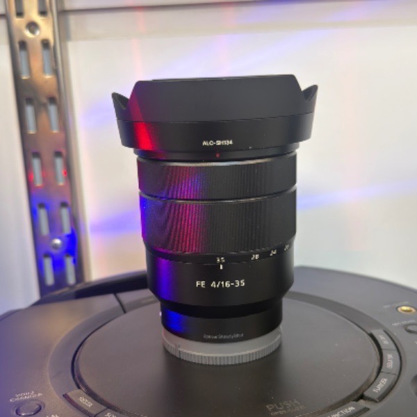 لنز دست دوم سونی Sony Vario-Tessar T* FE 16-35mm f/4 ZA OSS (جعبه دارد)