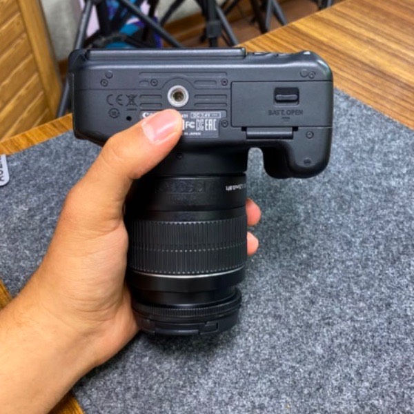 دوربین عکاسی کانن Canon EOS 700D Kit 18-55mm f/3.5-5.6 IS II (6/000 شات)