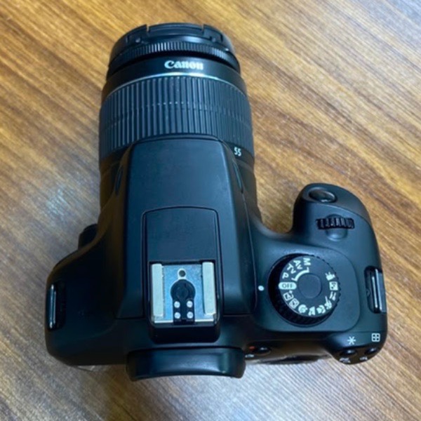 دوربین دست دوم عکاسی کانن Canon EOS 4000D Kit EF-S 18-55mm III (16000 شات)
