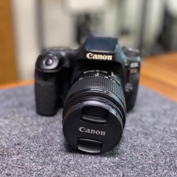 دوربین دست دوم عکاسی کانن Canon EOS 90D DSLR kit 18-55 dc iii (49/000 شات)