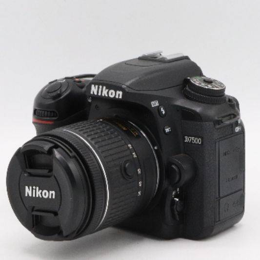 دوربین دست دوم عکاسی نیکون Nikon D7500 Kit 18-55 mm f/3.5-5.6 G VR (20000 شات)