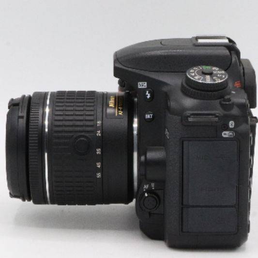 دوربین دست دوم عکاسی نیکون Nikon D7500 Kit 18-55 mm f/3.5-5.6 G VR (20000 شات)