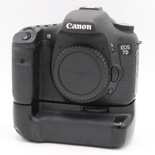 دوربین دست دوم عکاسی کانن Canon EOS 7D Body (16000 شات)