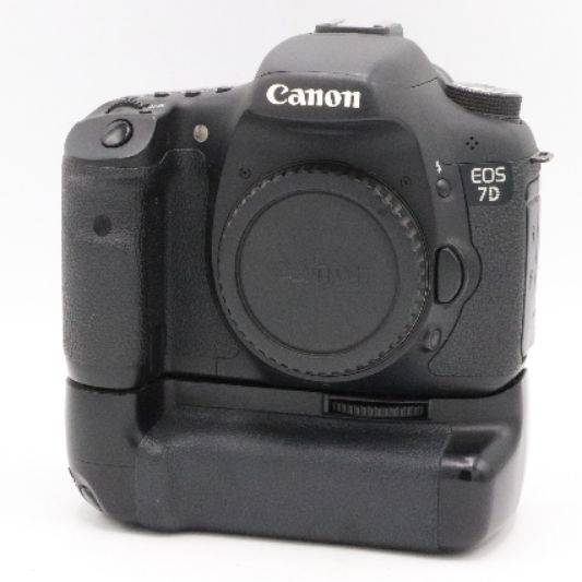 دوربین دست دوم عکاسی کانن Canon EOS 7D Body (16000 شات)
