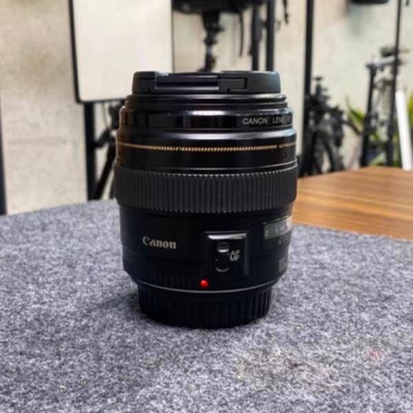لنز دست دوم Canon EF 100mm f/2 USM Lens Review(جعبه ندارد)